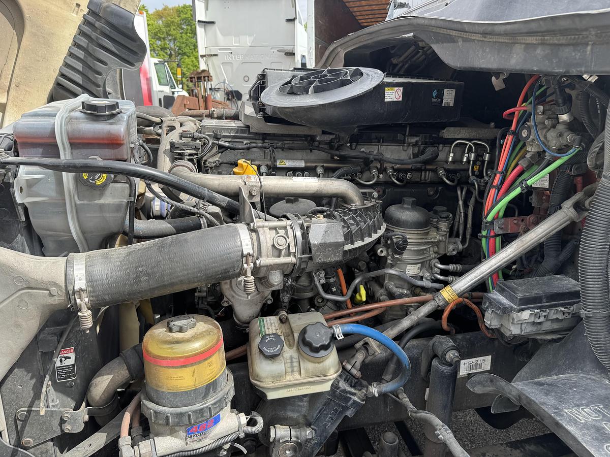 Used 2016 Freightliner® CASCADIA