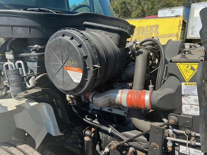 Used 2009 INTERNATIONAL 4300