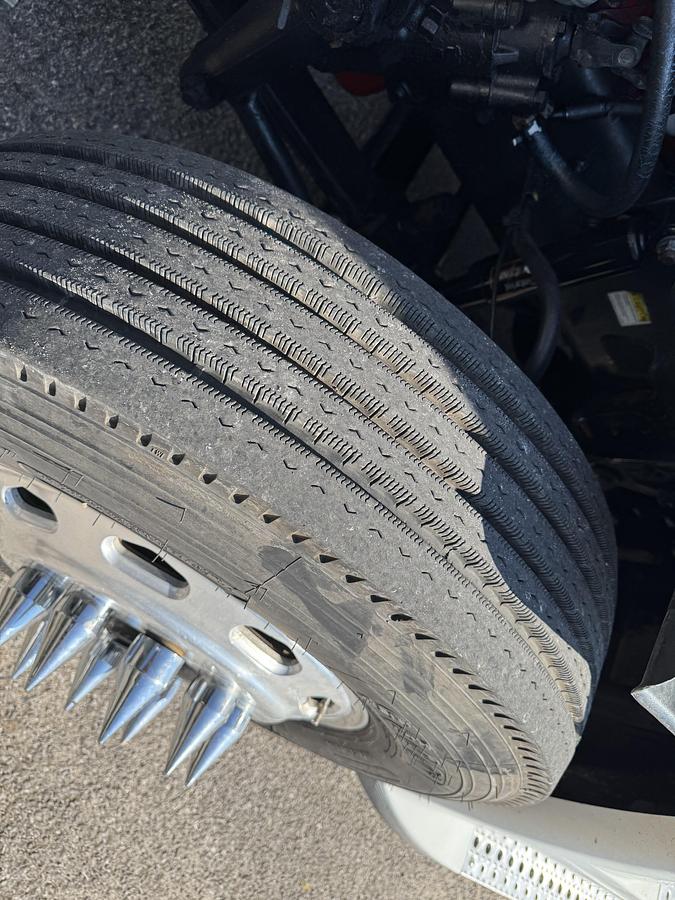 Used 2010 Freightliner® CASCADIA