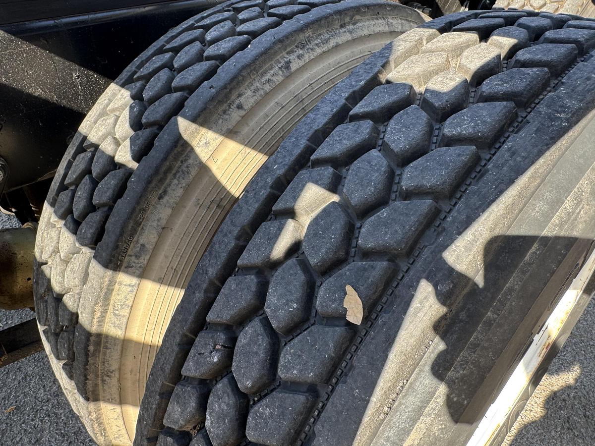 Used 2008 Freightliner® M2 106