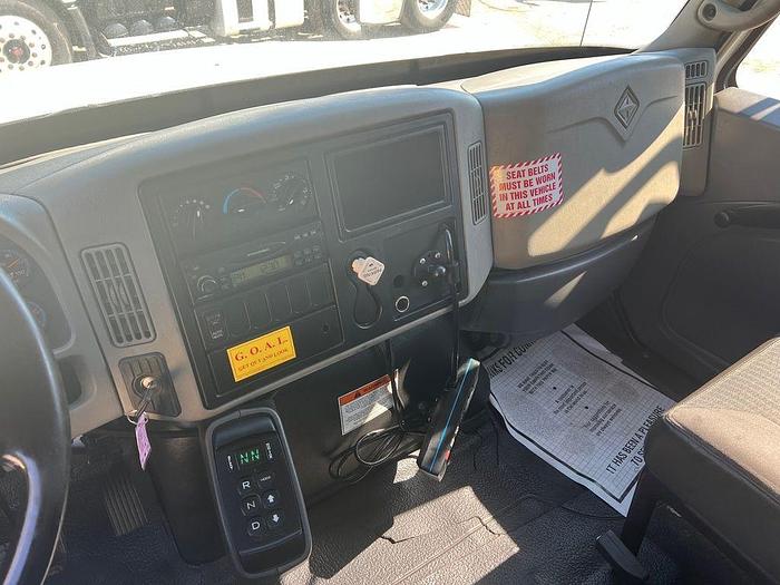 Used 2009 INTERNATIONAL 4300