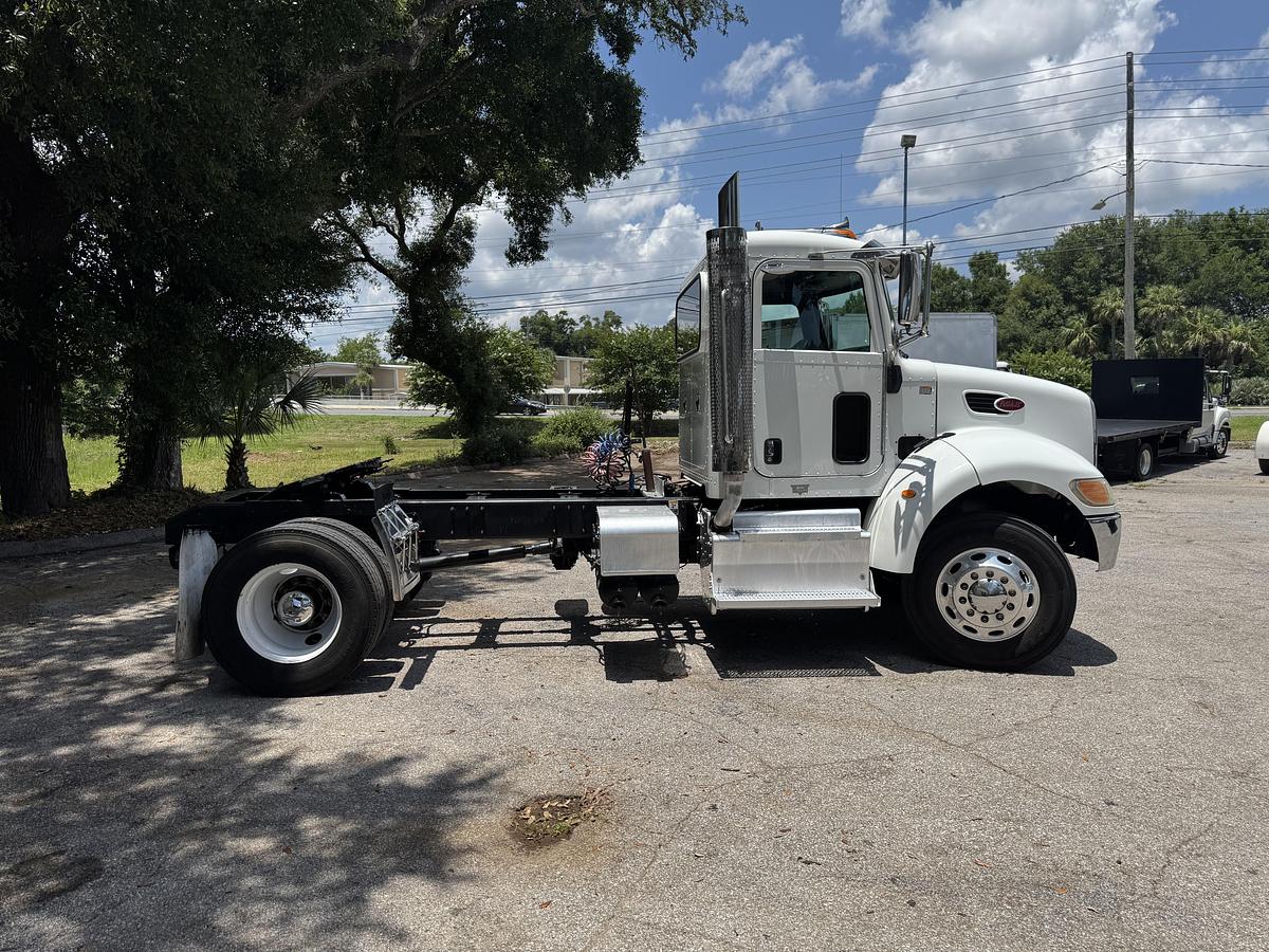 Used 2015 Peterbilt 337