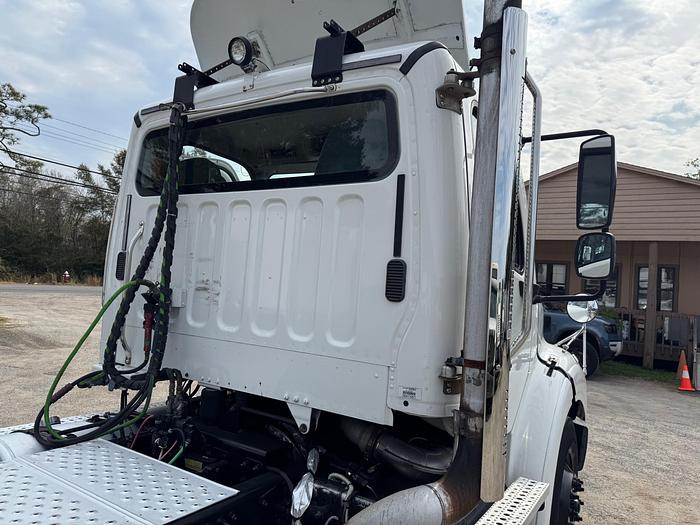 Used 2016 Freightliner® M2 112