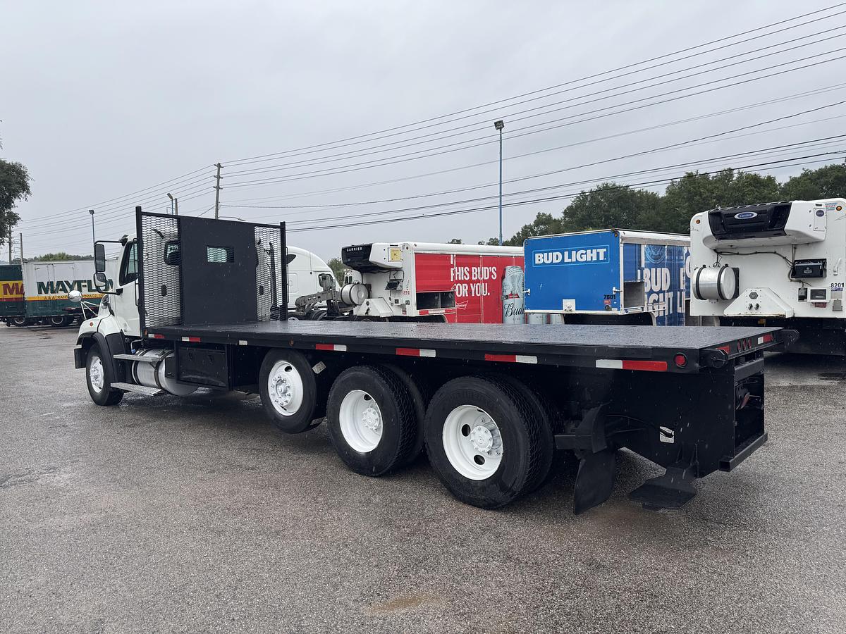 Used 2014 Freightliner® 114SD