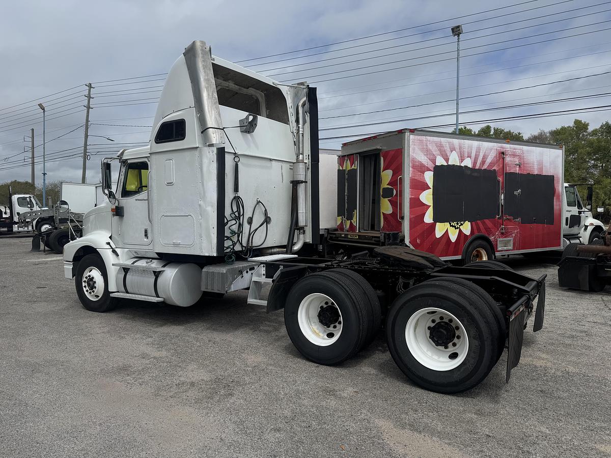 Used 2002 International® 9200i