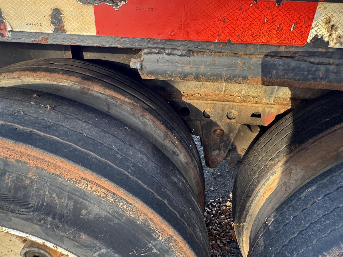 Used 1985 AZTEC FLATBED TRAILER