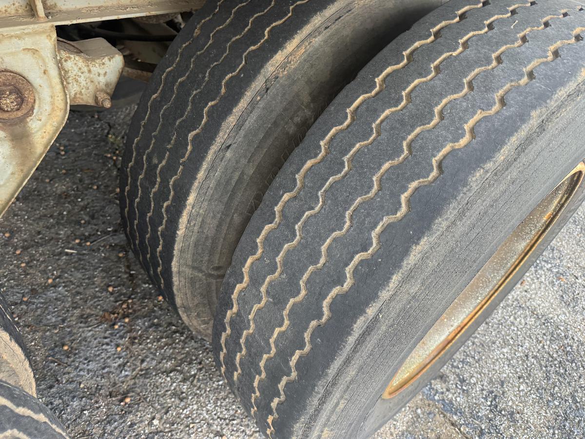 Used 1992 FRUEHAUF DRY VAN TRAILER