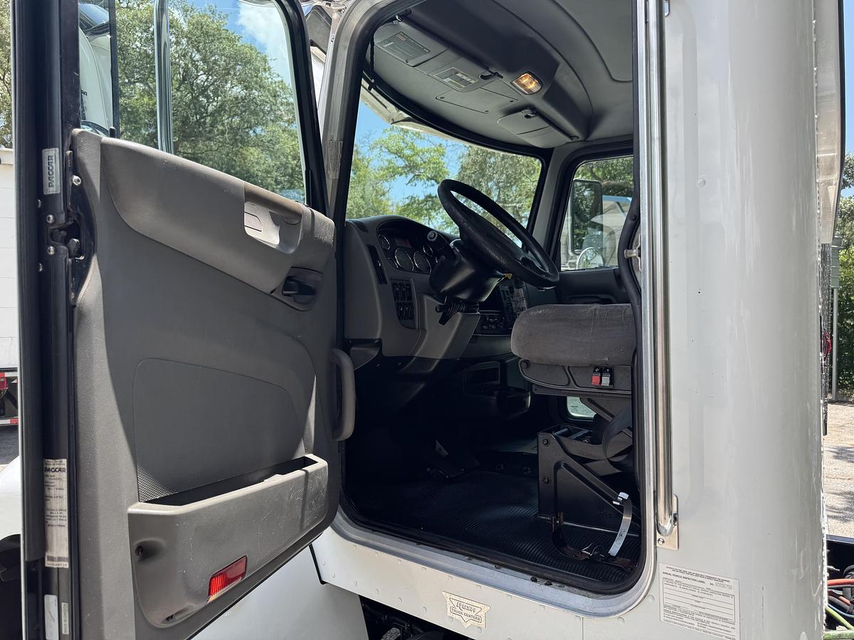 Used 2015 Peterbilt 337