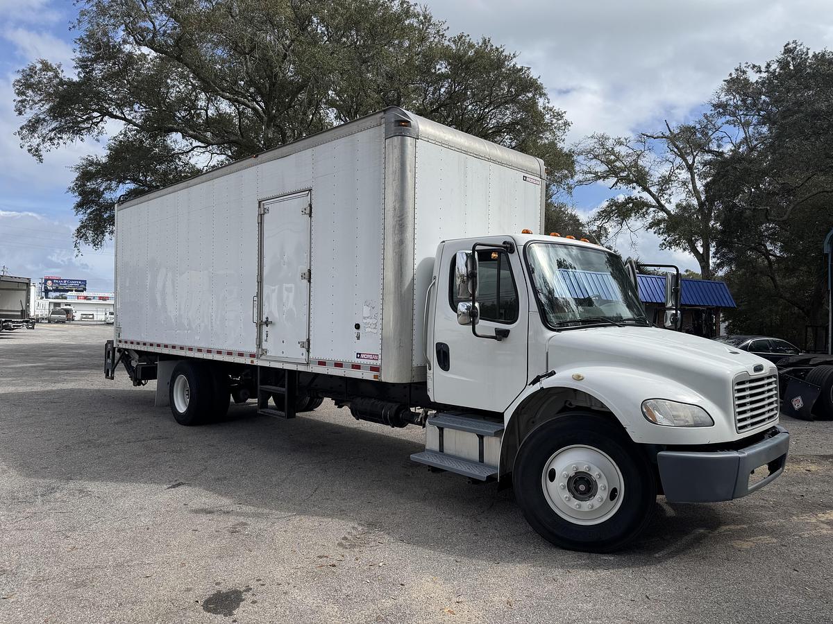 Used 2016 Freightliner® M2 106