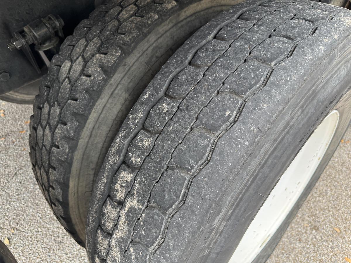 Used 2016 Freightliner® 108SD