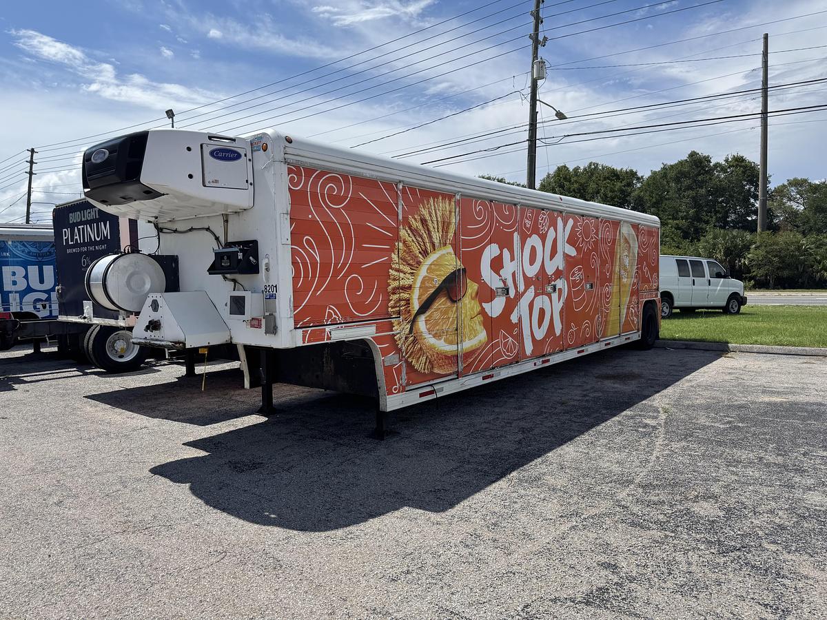 Used 2004 MICKEY REFRIGERATED BEVERAGE TRAILER