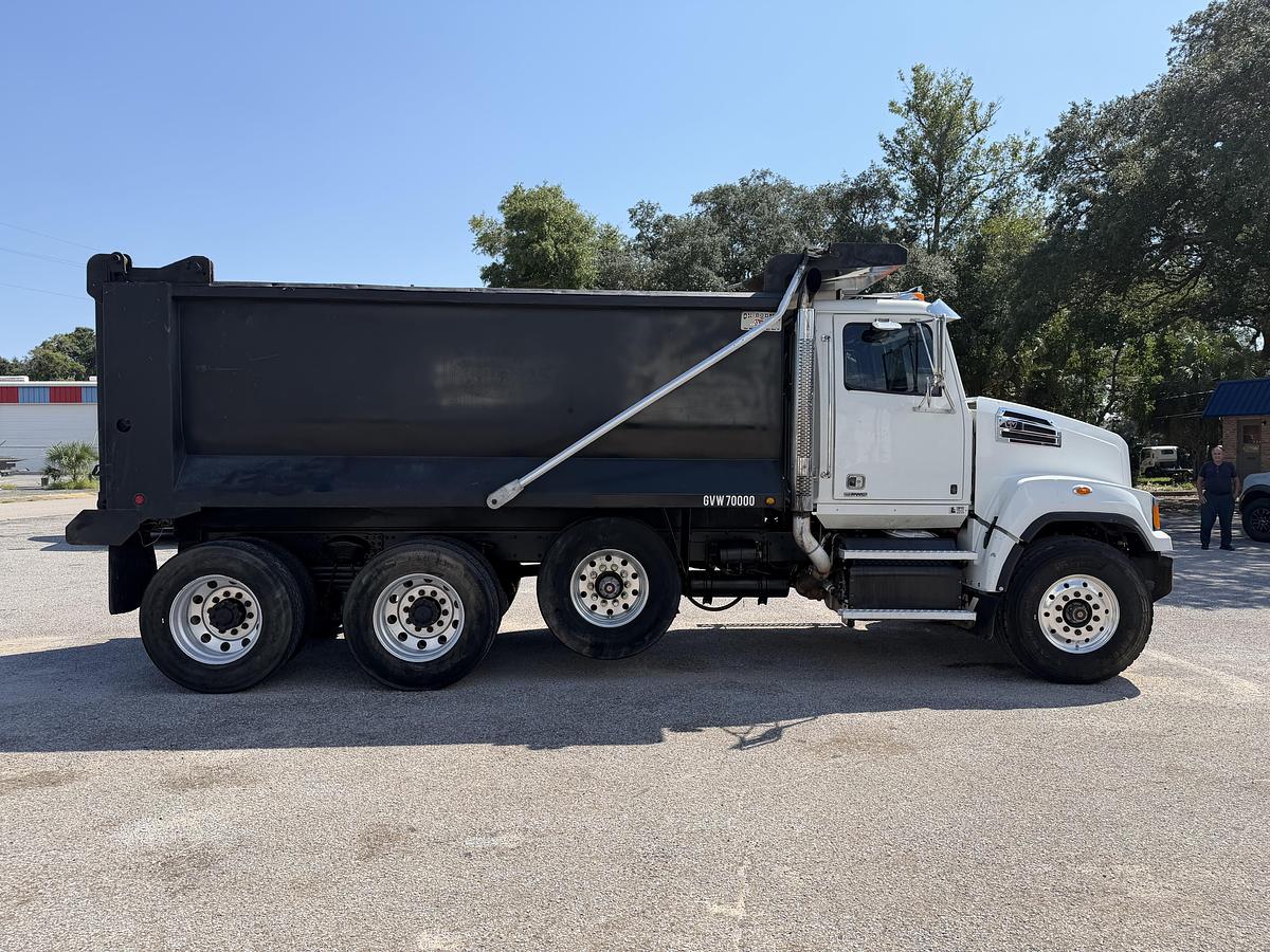 Used 2016 WESTERN STAR 4700SF
