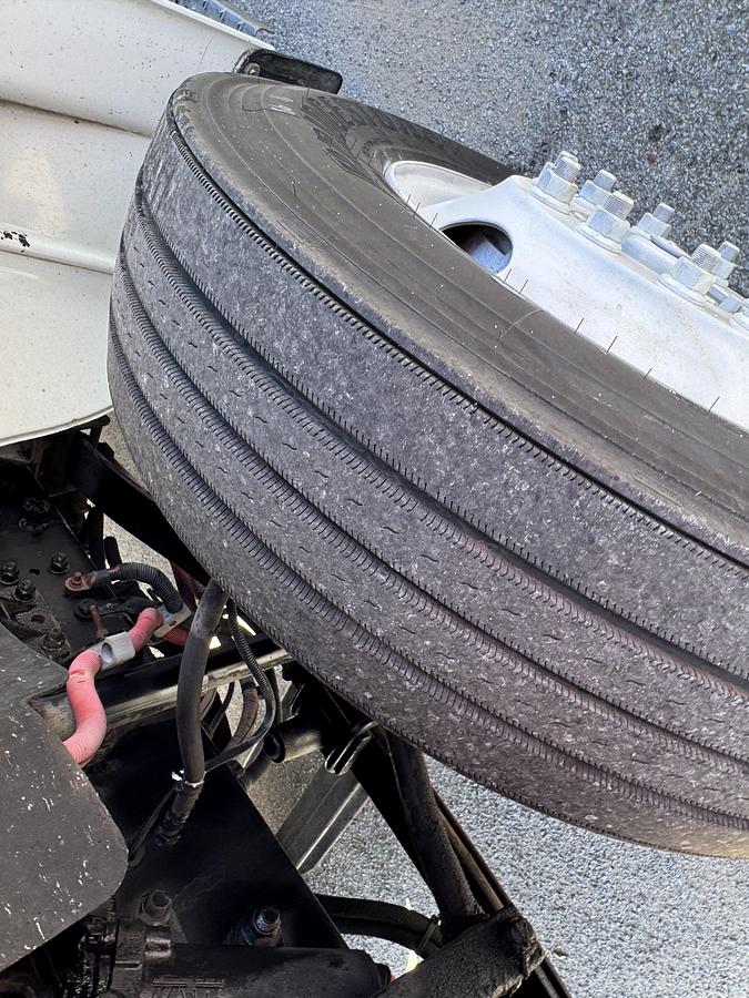 Used 2009 Freightliner® M2 106