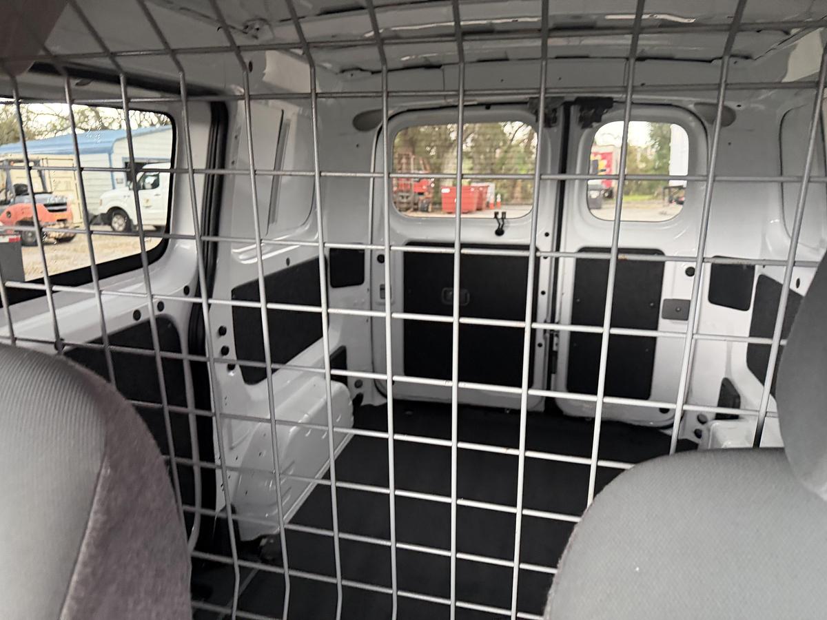 Used 2015 NISSAN NV200