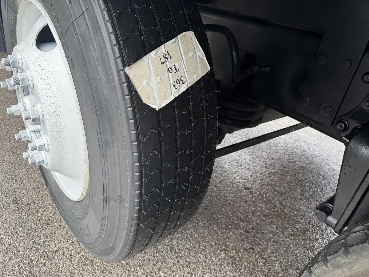 Used 2014 Freightliner® 114SD