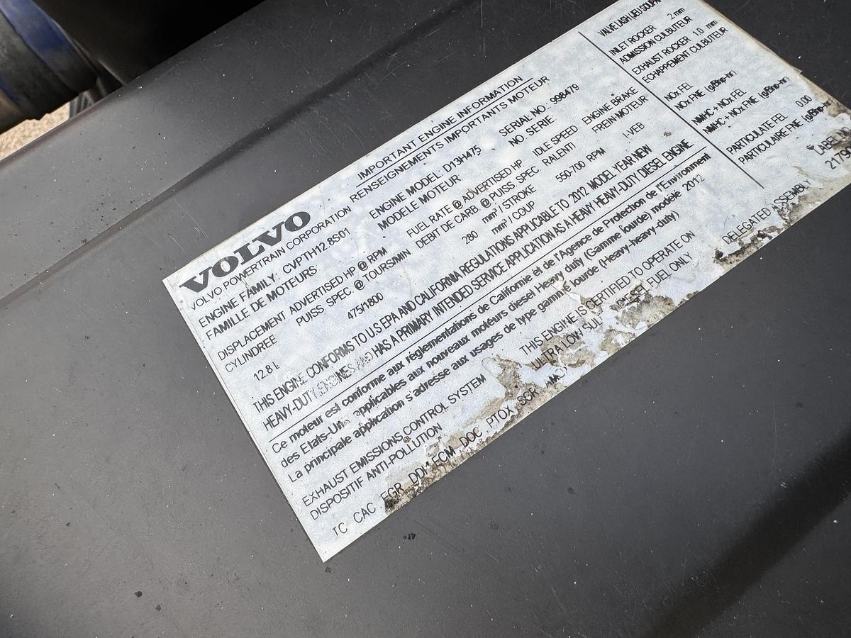 Used 2013 VOLVO VNL 64T