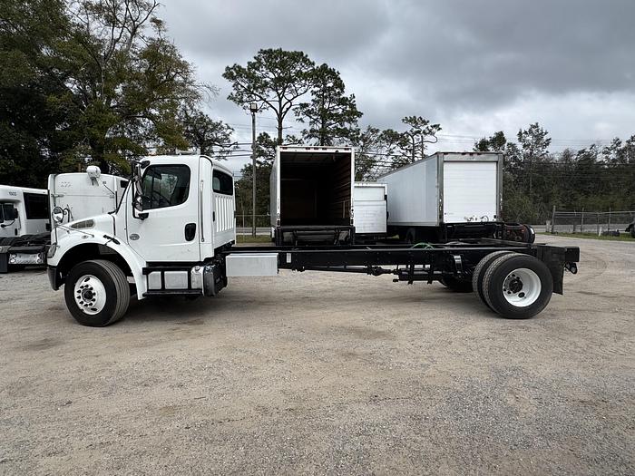 Used 2016 Freightliner® M2 106