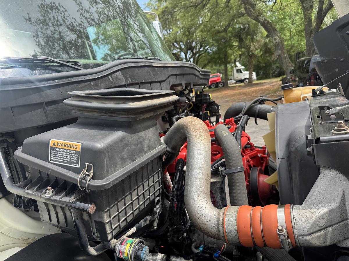 Used 2018 INTERNATIONAL 4300