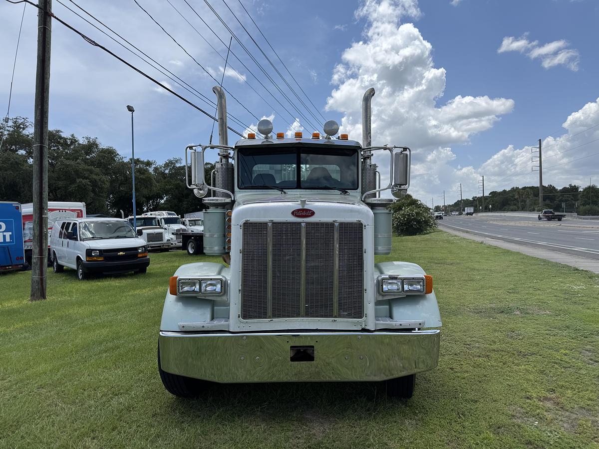 Used 2005 Peterbilt 378