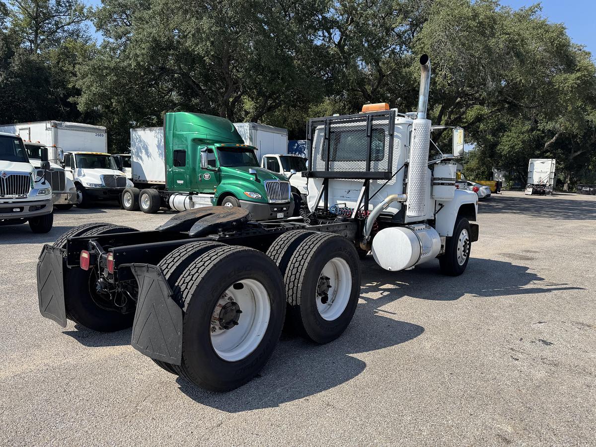 Used 1990 MACK RD 688S