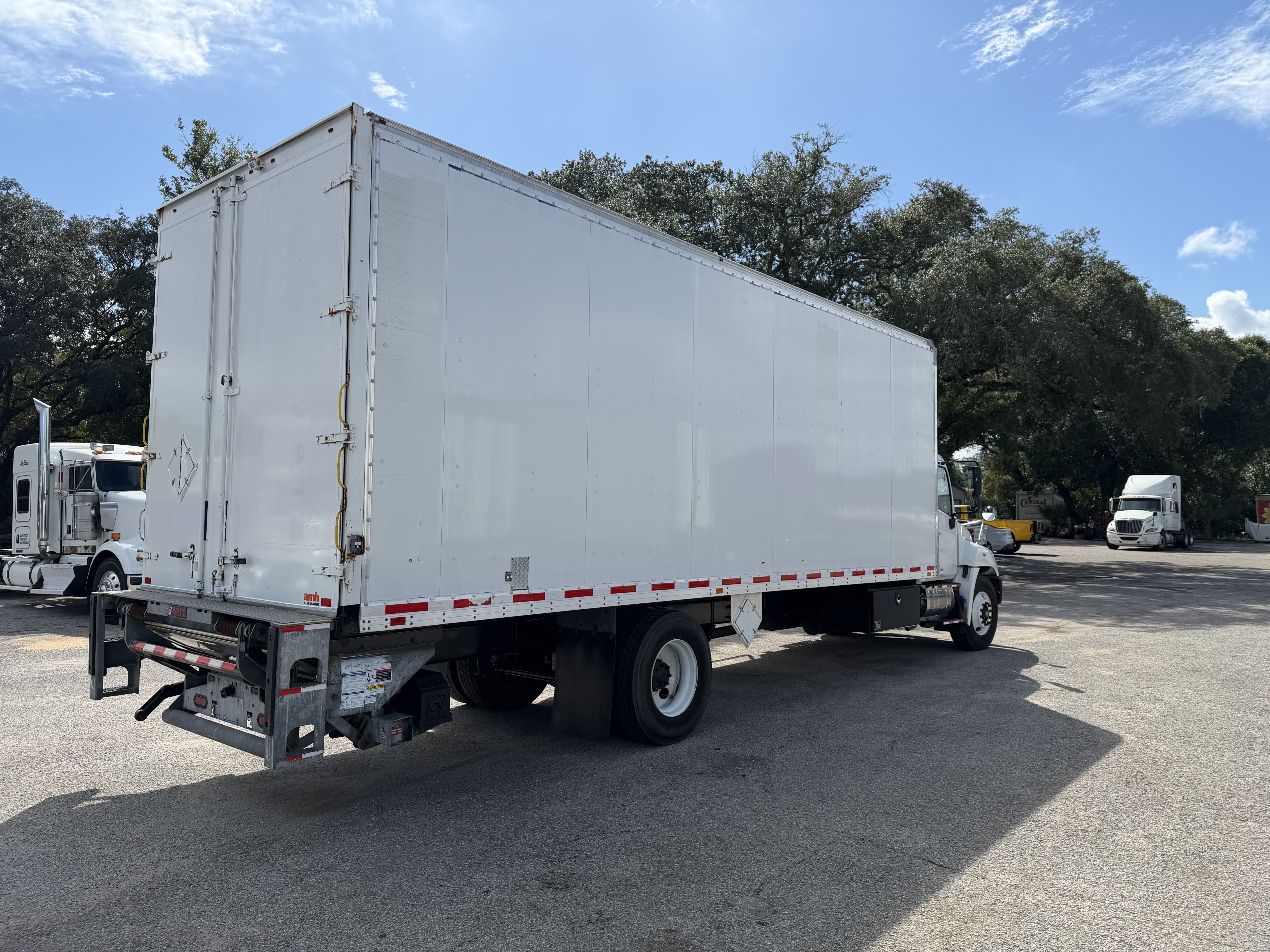 Used 2020 HINO 338