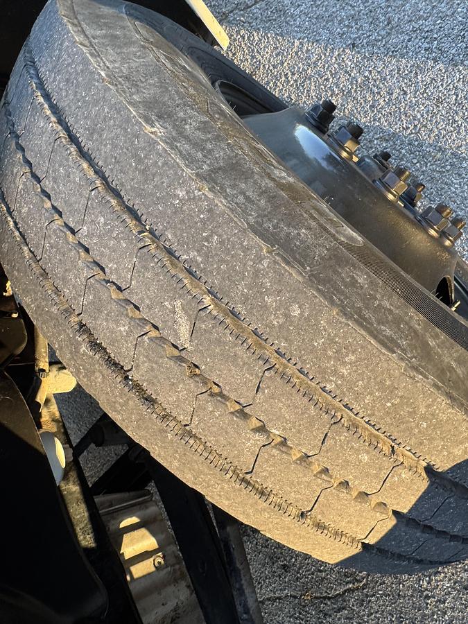 Used 2005 Freightliner® COLUMBIA