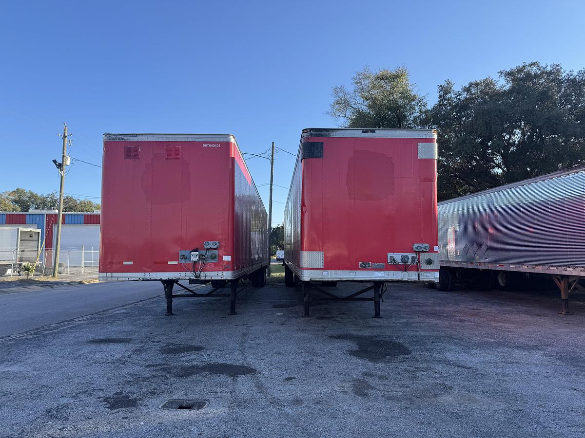 Used 2005 GREAT DANE 53FT DRYVAN TRAILERS WITH LIFTGATES