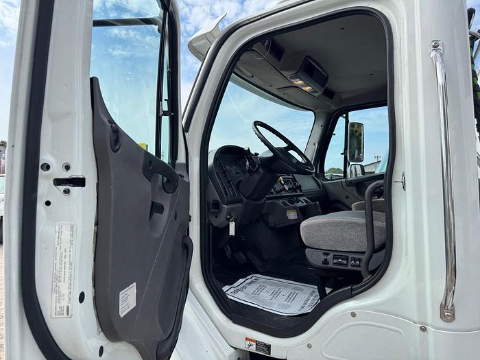 Used 2016 Freightliner® M2 112