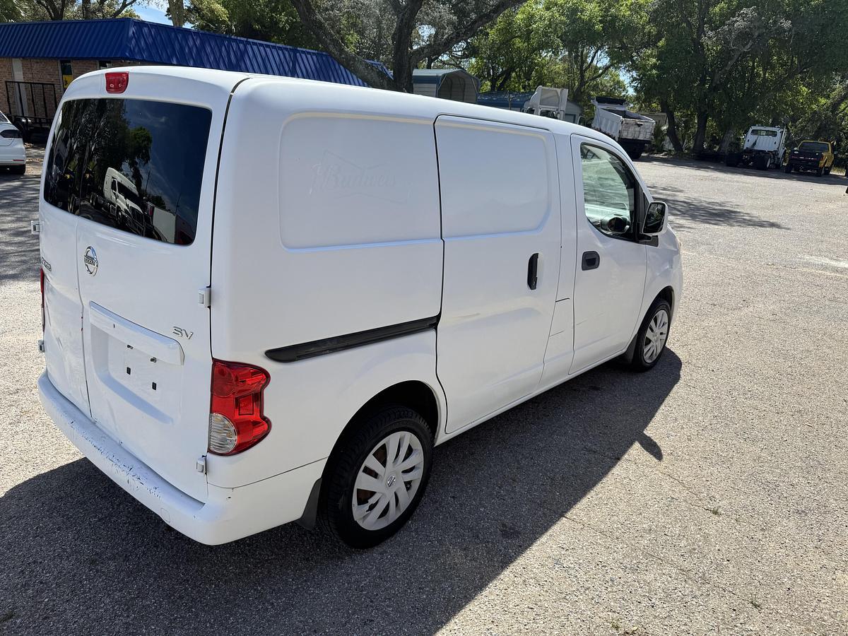 Used 2015 NISSAN NV200 SV