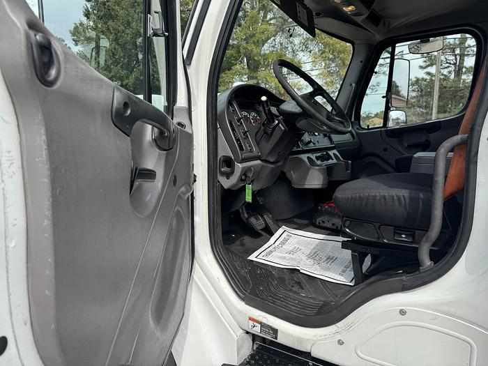 Used 2016 Freightliner® M2 106