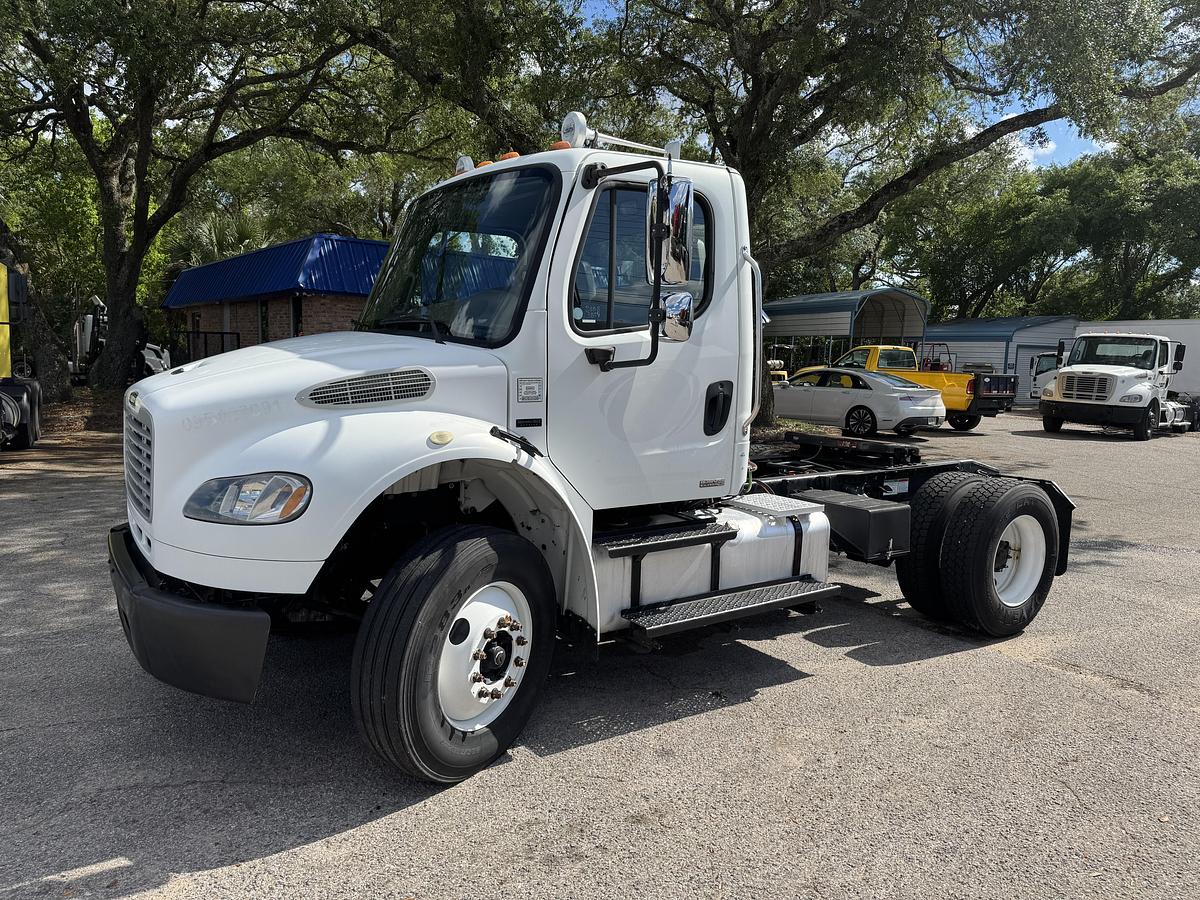 Used 2008 Freightliner® M2 106