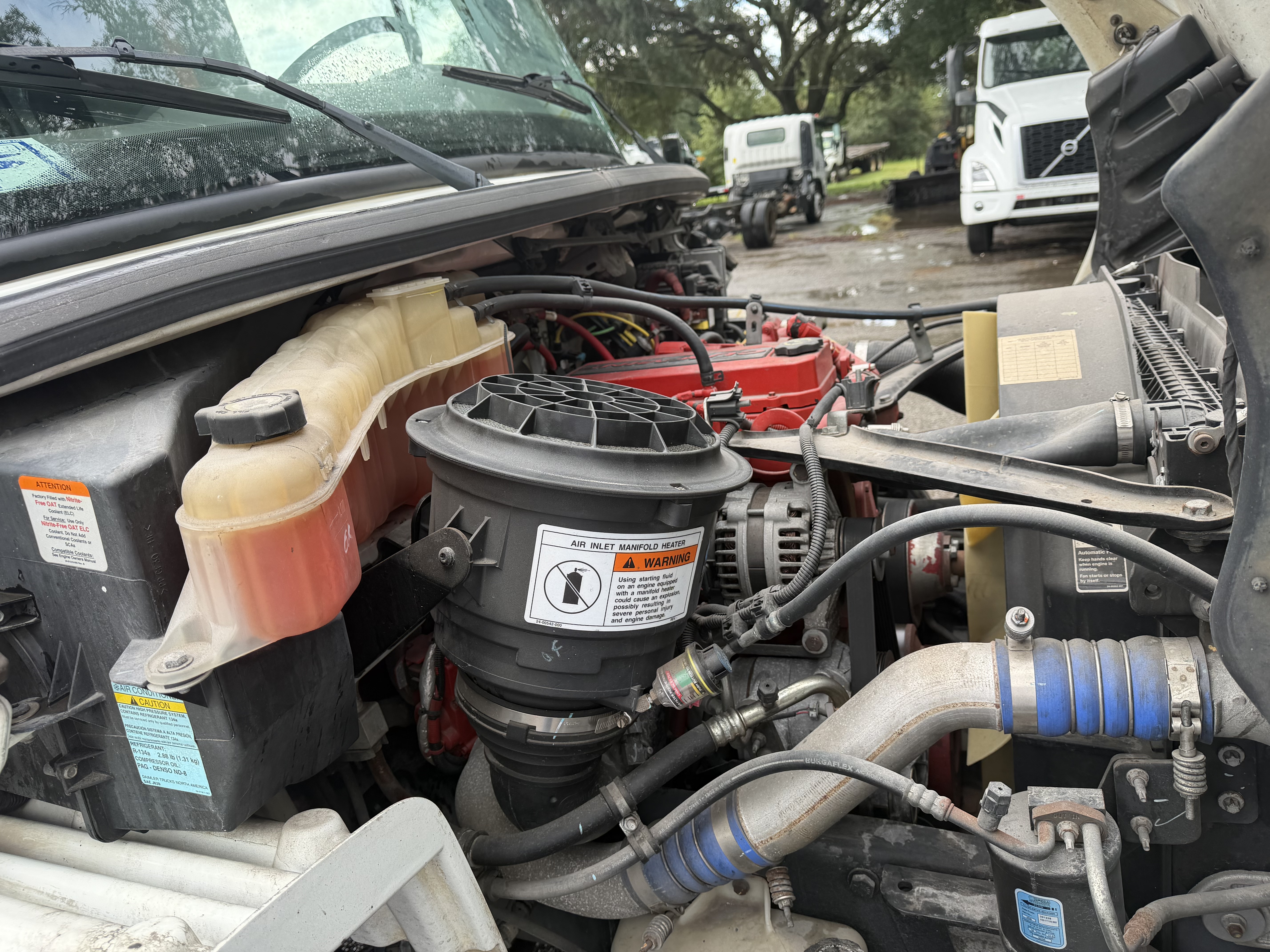 Used 2017 Freightliner M2 106