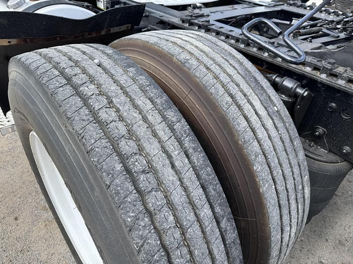 Used 2014 MACK CXU613