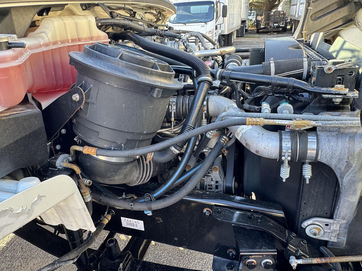 Used 2008 Freightliner® M2 106