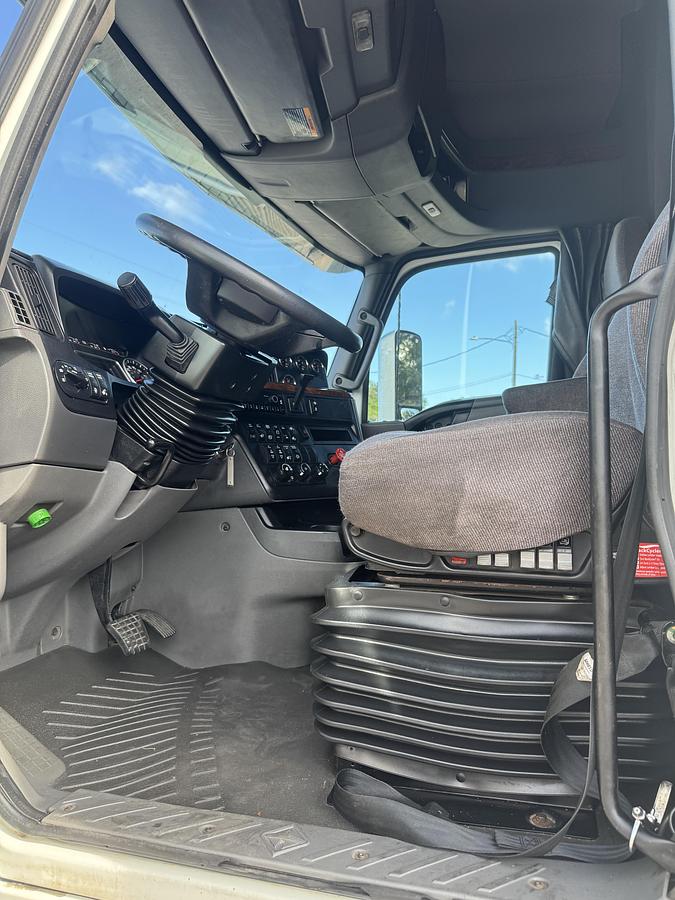 Used 2020 INTERNATIONAL LT625