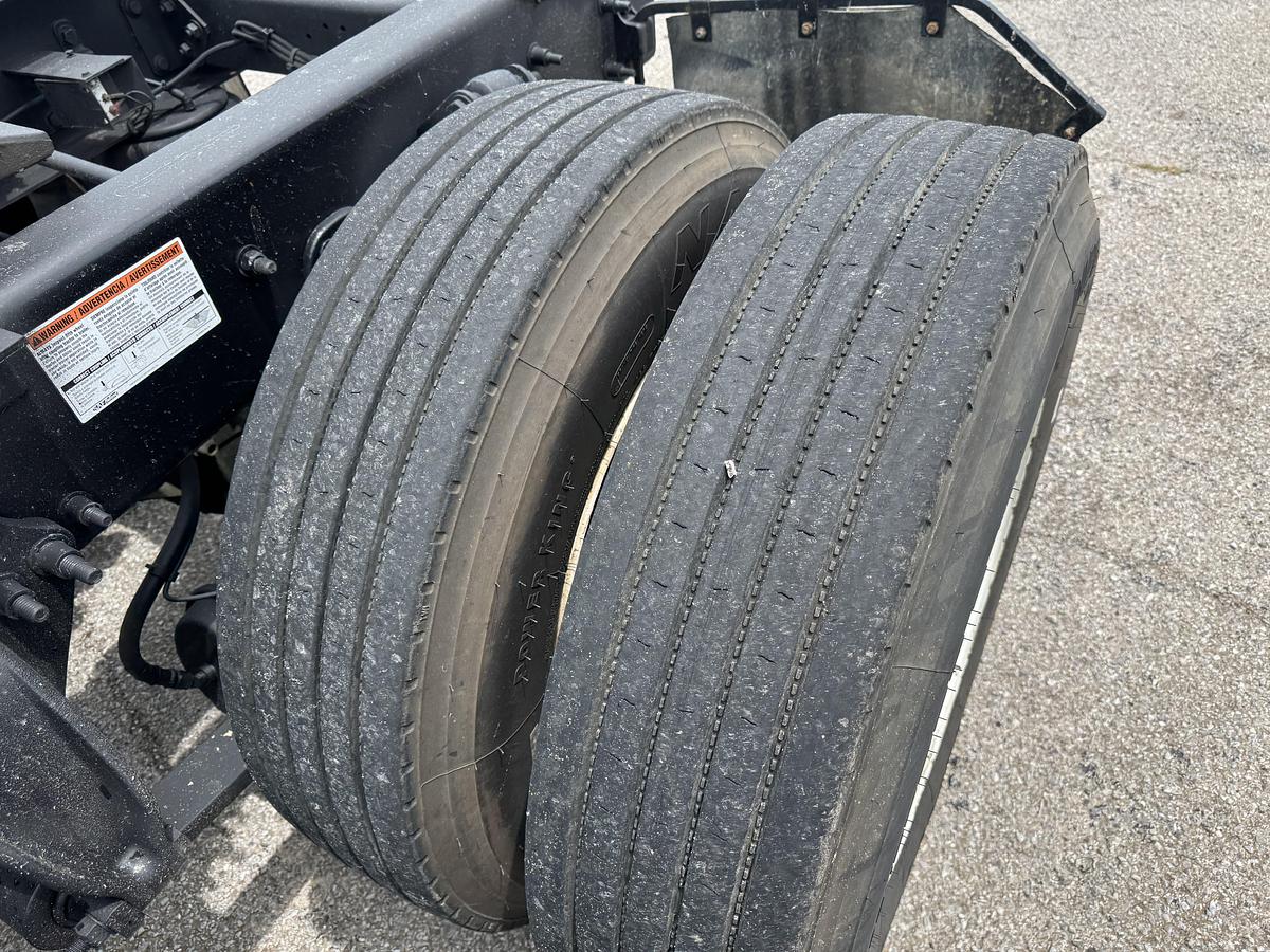 Used 2016 Freightliner® CASCADIA