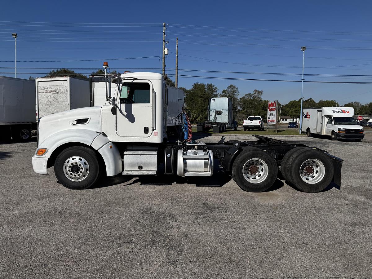Used 2012 PETERBILT 386