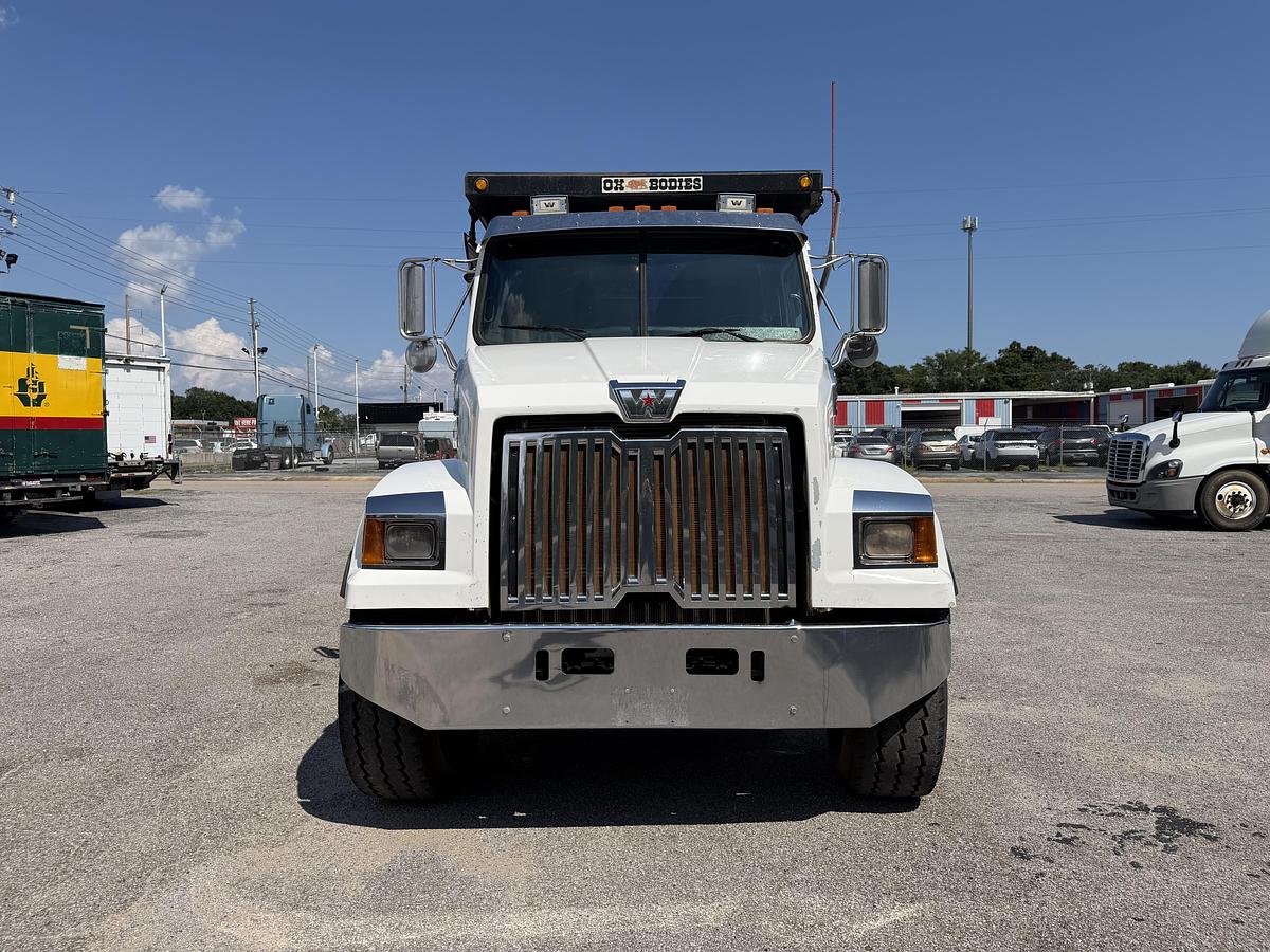 Used 2016 WESTERN STAR 4700SF