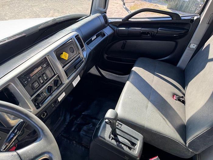 Used 2016 Hino Trucks Class 6 268