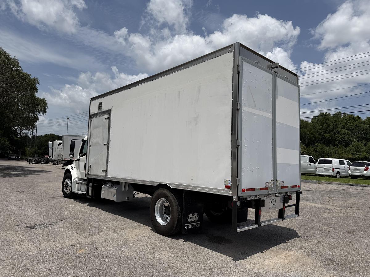Used 2019 Freightliner M2 106