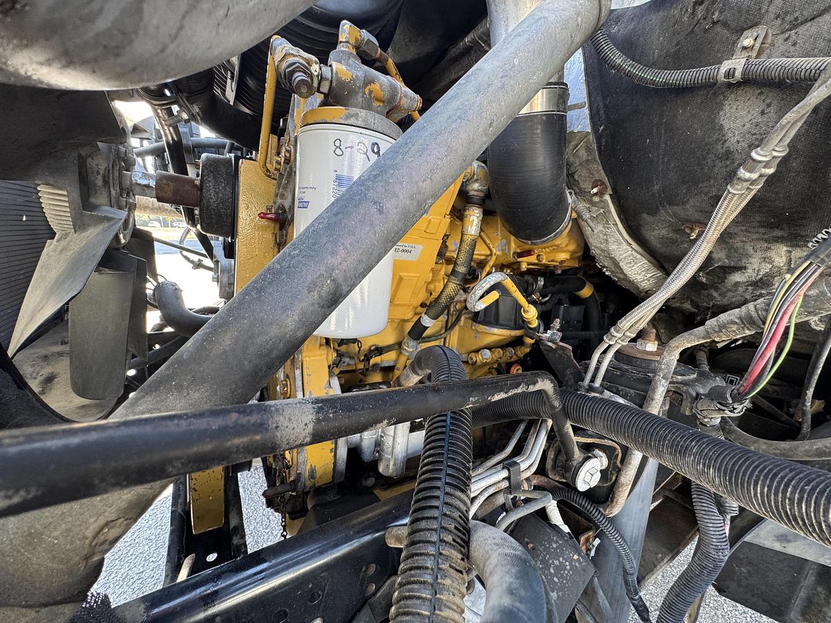 Used 2005 CHEVROLET C6500