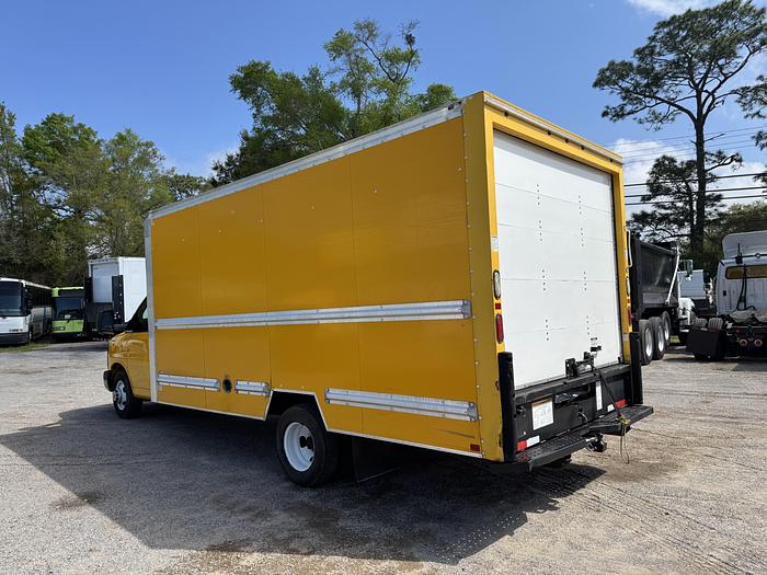 Used GMC SAVANA 3500