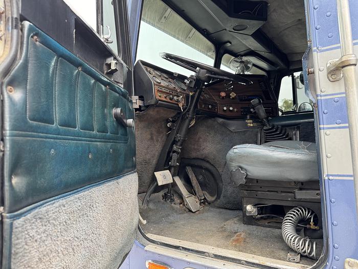 Used 1988 Freightliner® FLB