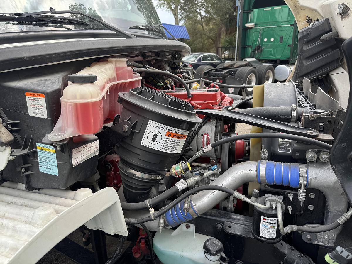 Used 2016 Freightliner® M2 106