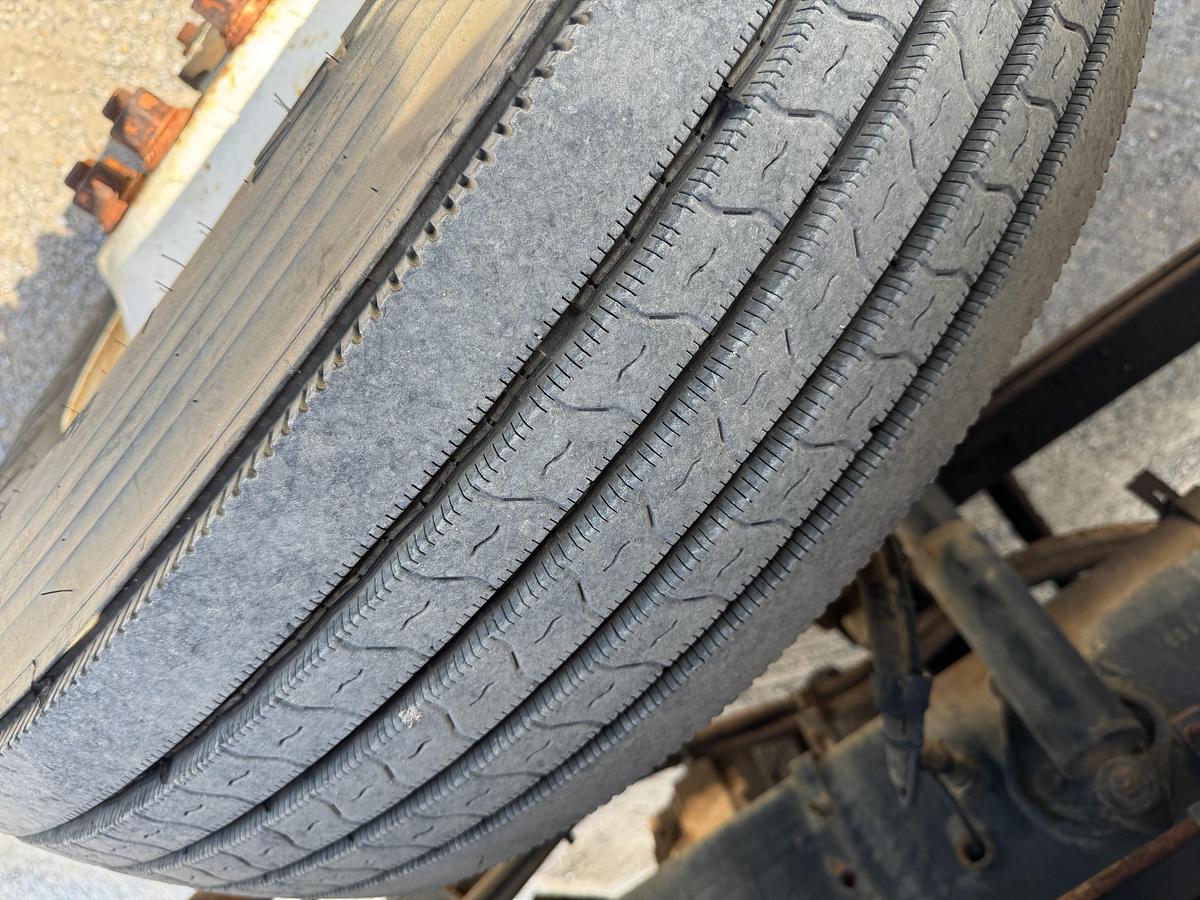 Used 2000 STERLING SINGLE AXLE DAYCAB