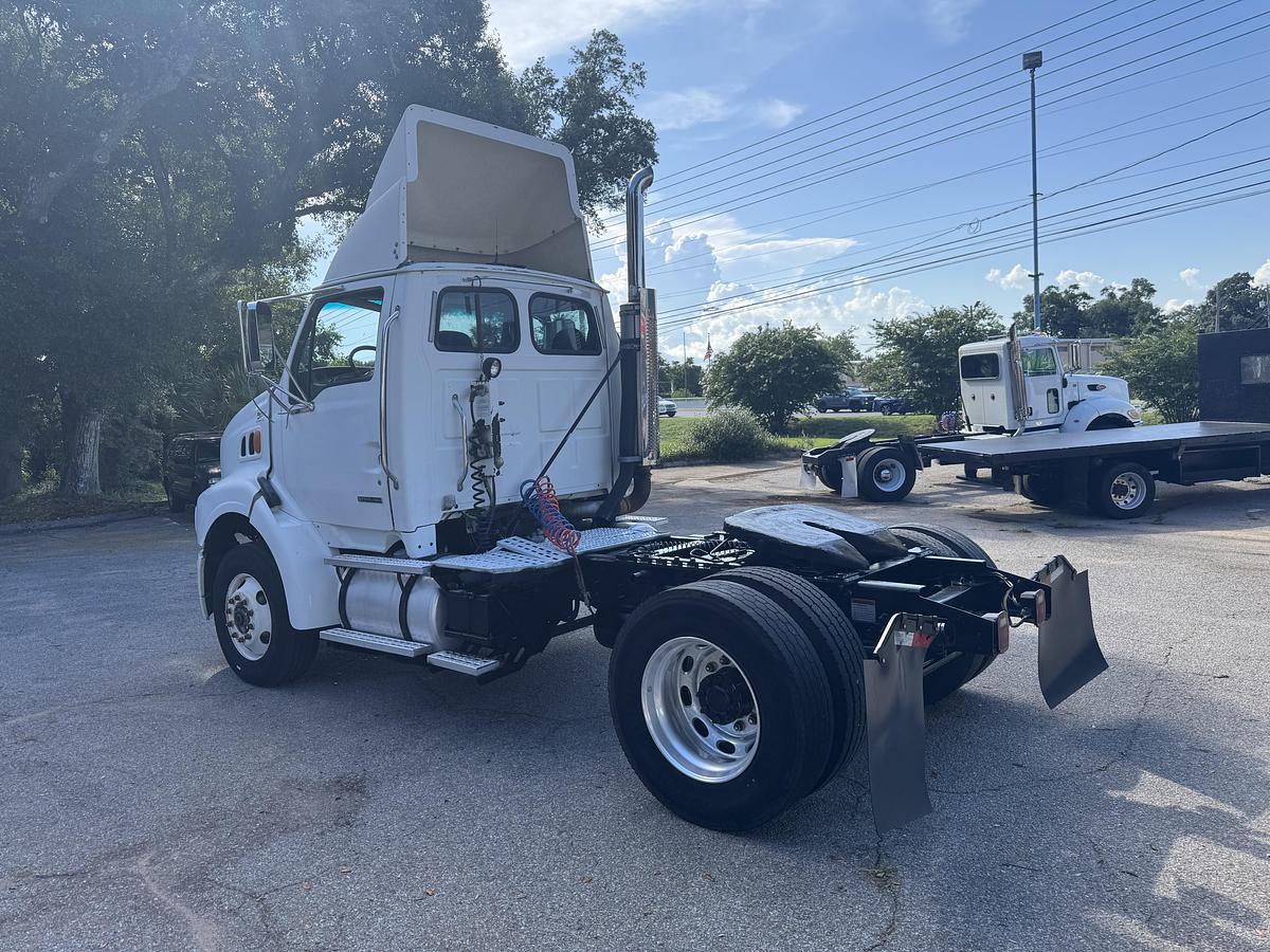 Used 2004 STERLING A9500