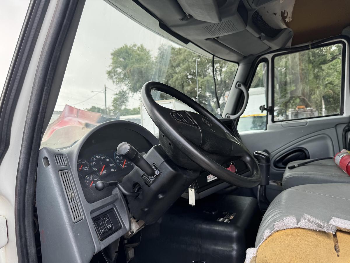 Used 2003 International® 8900