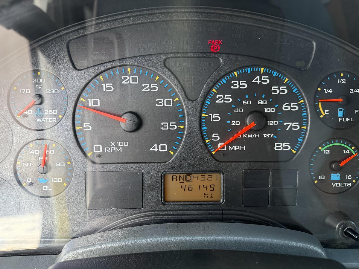 Used 2004 INTERNATIONAL 4300