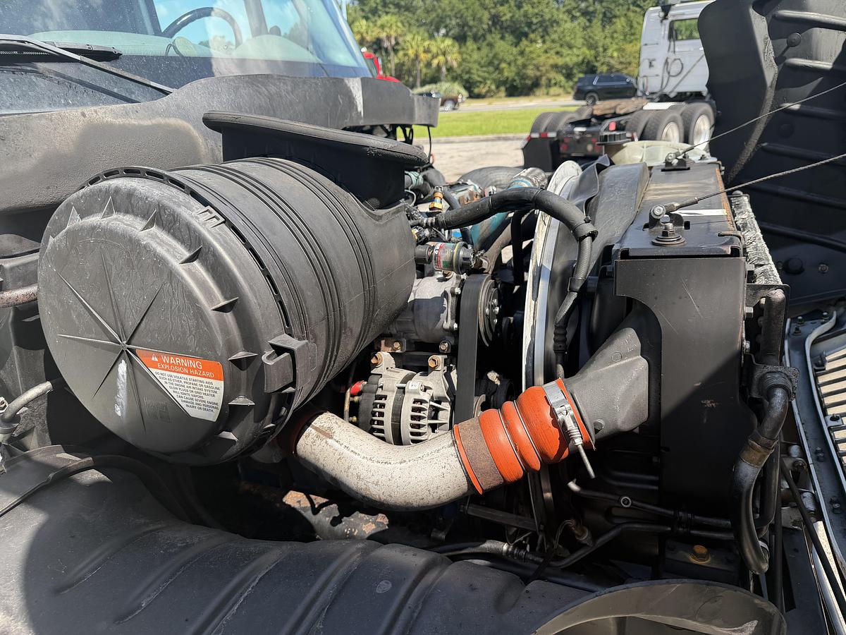 Used 2007 INTERNATIONAL 4300