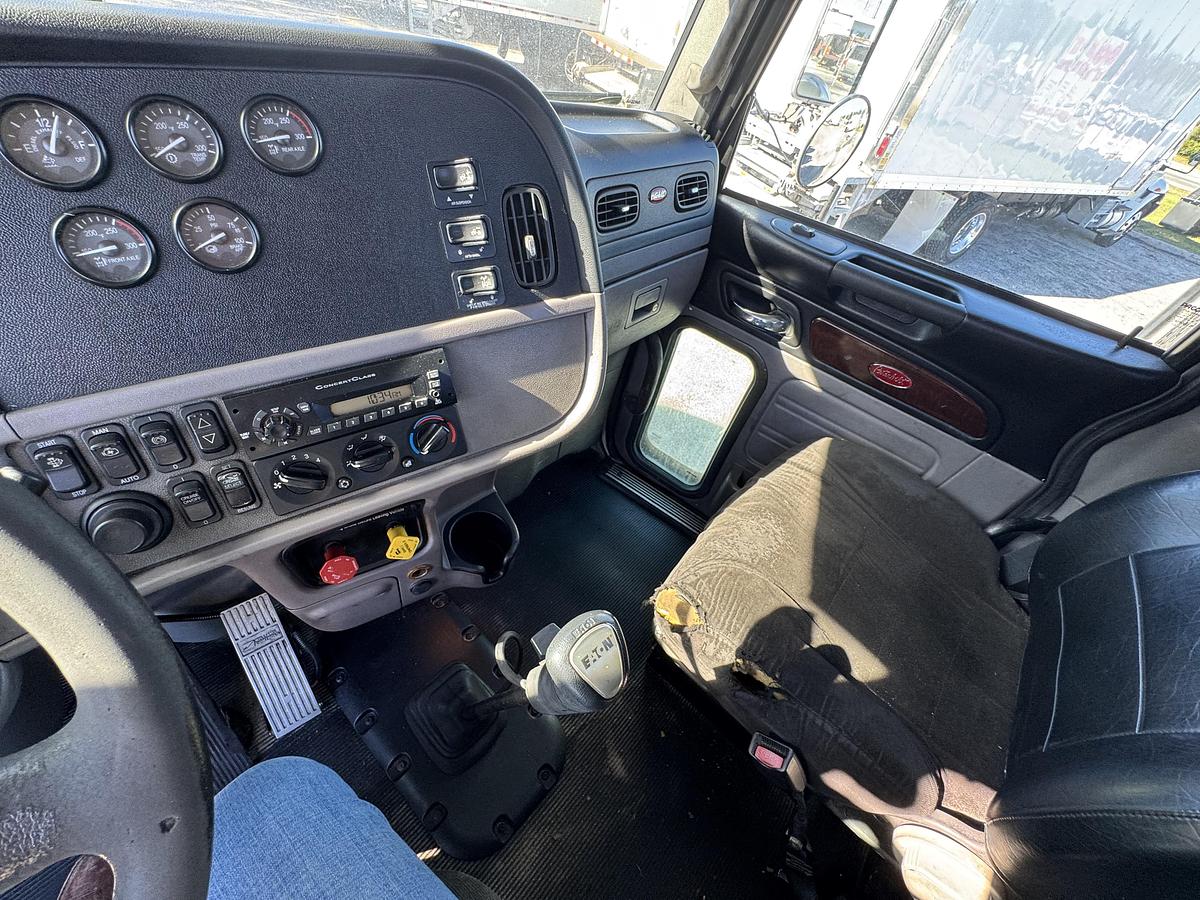 Used 2012 PETERBILT 386